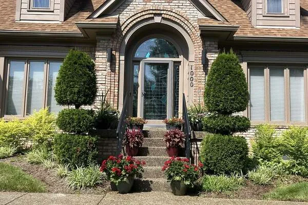 Professional landscape company in Douglass Hills, KY Professional landscape company in Douglass Hills, KY